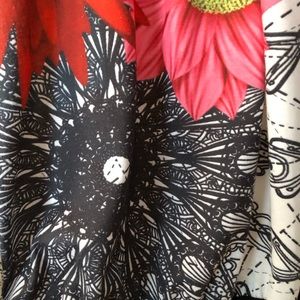 Dress crème with BIG PINK FLORAL black band at knee